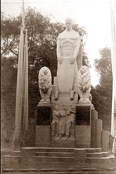Denkmal 1866 des IR 73 in Eger